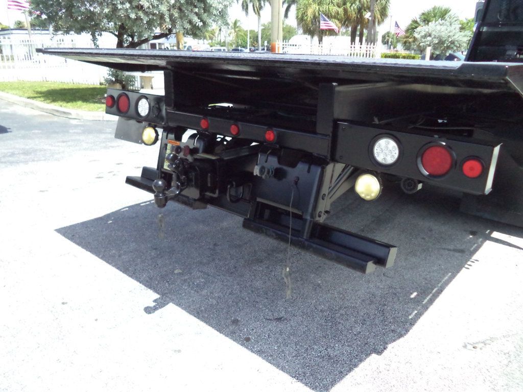2015 Peterbilt 348 w/ JerrDan 26ft Industrial Carrier Tandem Axle Rollback - 23054794 - 35