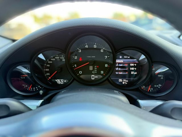 2015 Porsche 911  - 22999166 - 10