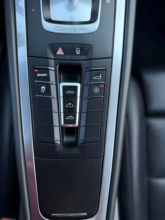 2015 Porsche 911  - 22999166 - 18