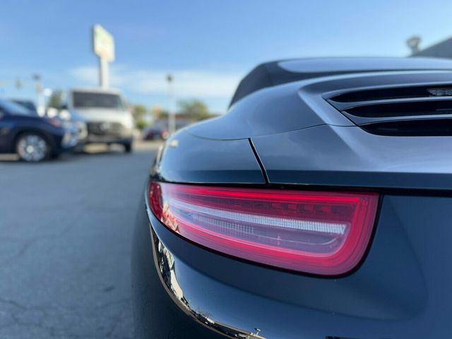 2015 Porsche 911  - 22999166 - 25