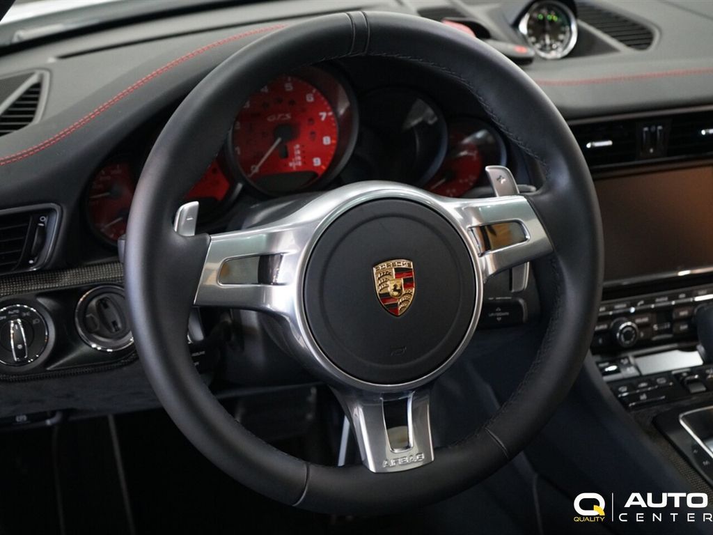 2015 Porsche 911  - 22939173 - 29