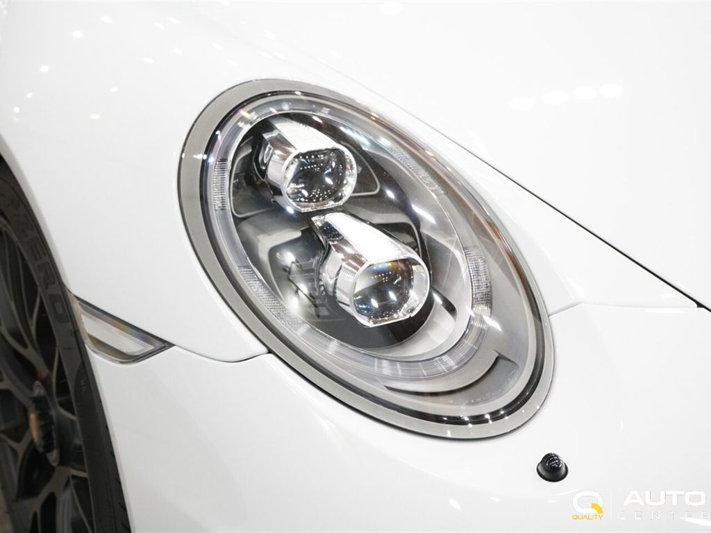 2015 Porsche 911  - 22939173 - 3