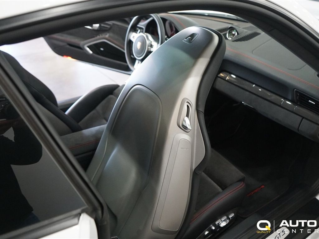 2015 Porsche 911  - 22939173 - 50