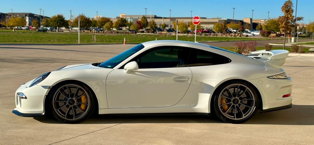 2015 Porsche 911 2015 PORSCHE 911 GT3 - 22648360 - 1