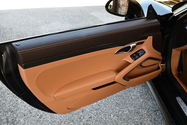 2015 Porsche 911 2 Door Coupe Turbo S W/Burmester Sound and Premium Package Plus - 22957643 - 11