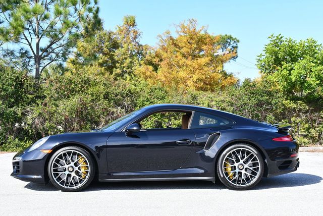 2015 Porsche 911 2 Door Coupe Turbo S W/Burmester Sound and Premium Package Plus - 22957643 - 25