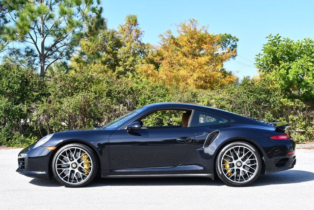 2015 Porsche 911 2 Door Coupe Turbo S W/Burmester Sound and Premium Package Plus - 22957643 - 2