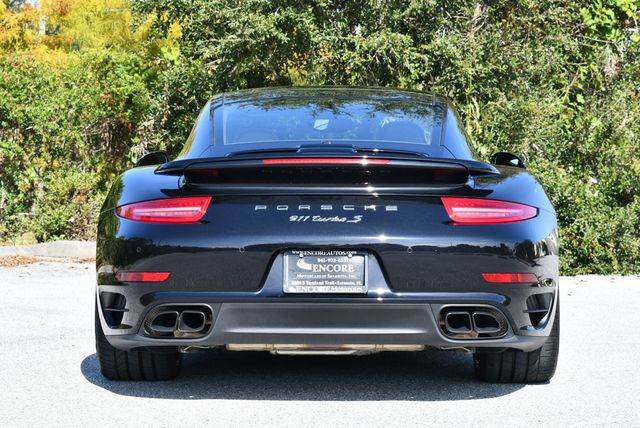 2015 Porsche 911 2 Door Coupe Turbo S W/Burmester Sound and Premium Package Plus - 22957643 - 29