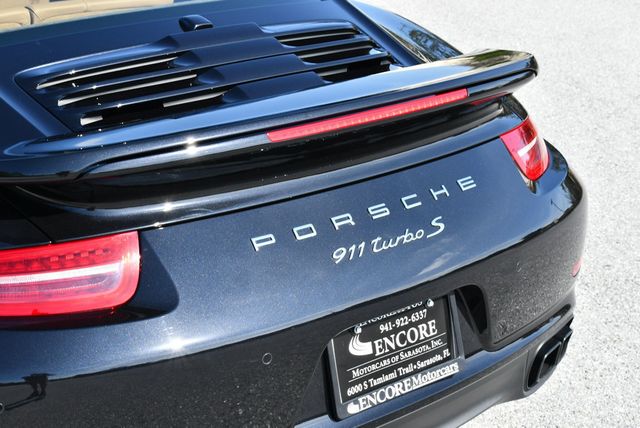 2015 Porsche 911 2 Door Coupe Turbo S W/Burmester Sound and Premium Package Plus - 22957643 - 39