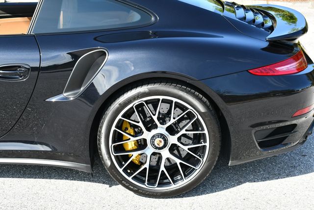 2015 Porsche 911 2 Door Coupe Turbo S W/Burmester Sound and Premium Package Plus - 22957643 - 69