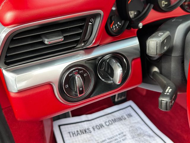 2015 Porsche 911 2dr Cabriolet Carrera - 22960102 - 13