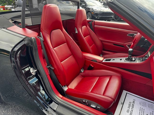 2015 Porsche 911 2dr Cabriolet Carrera - 22960102 - 23