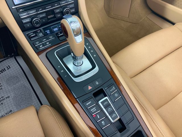 2015 Porsche 911 2dr Cabriolet Turbo - 22973543 - 11