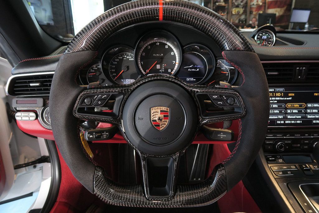 2015 Porsche 911 2dr Cabriolet Turbo S - 22962103 - 15