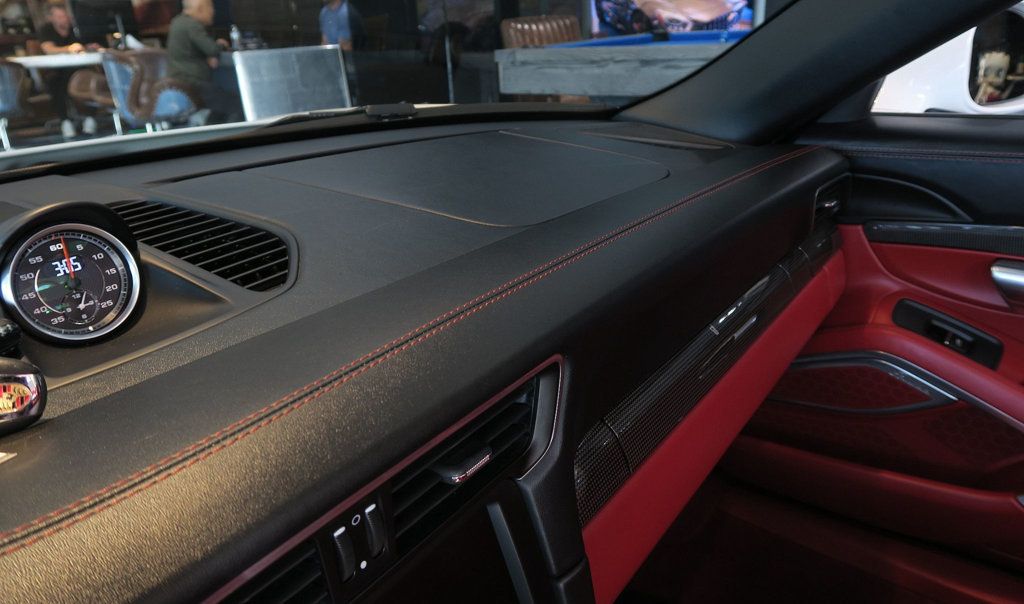 2015 Porsche 911 2dr Cabriolet Turbo S - 22962103 - 25