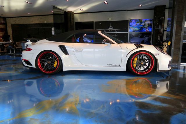 2015 Porsche 911 2dr Cabriolet Turbo S - 22962103 - 2