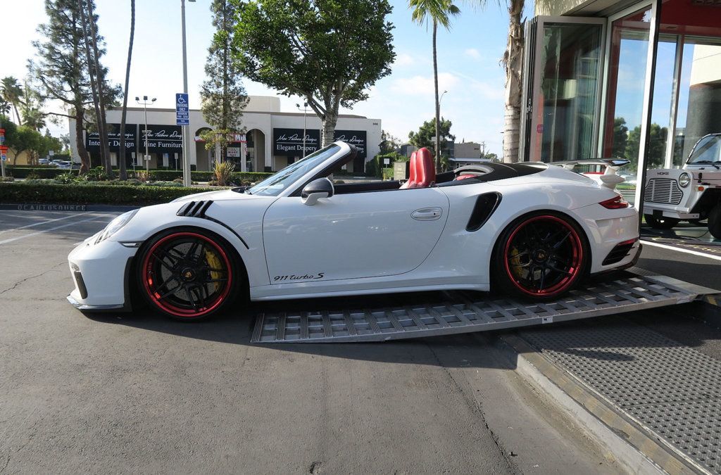 2015 Porsche 911 2dr Cabriolet Turbo S - 22962103 - 50