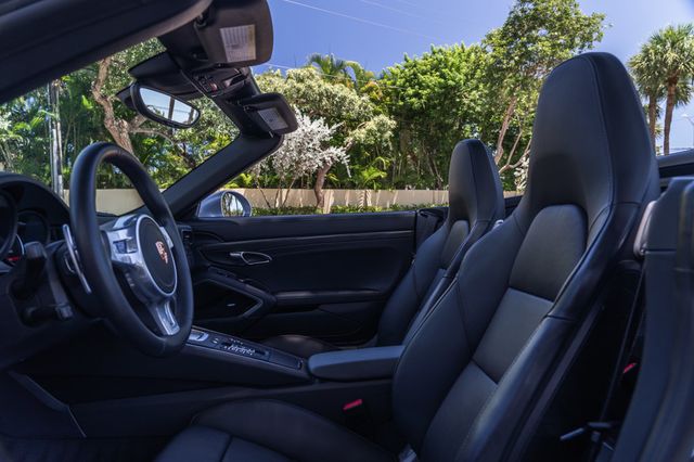 2015 Porsche 911 2dr Cabriolet Turbo S - 22902476 - 14