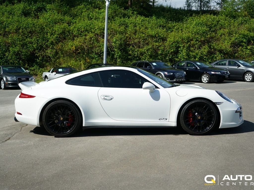 2015 Porsche 911 2dr Coupe Carrera GTS - 22917674 - 9