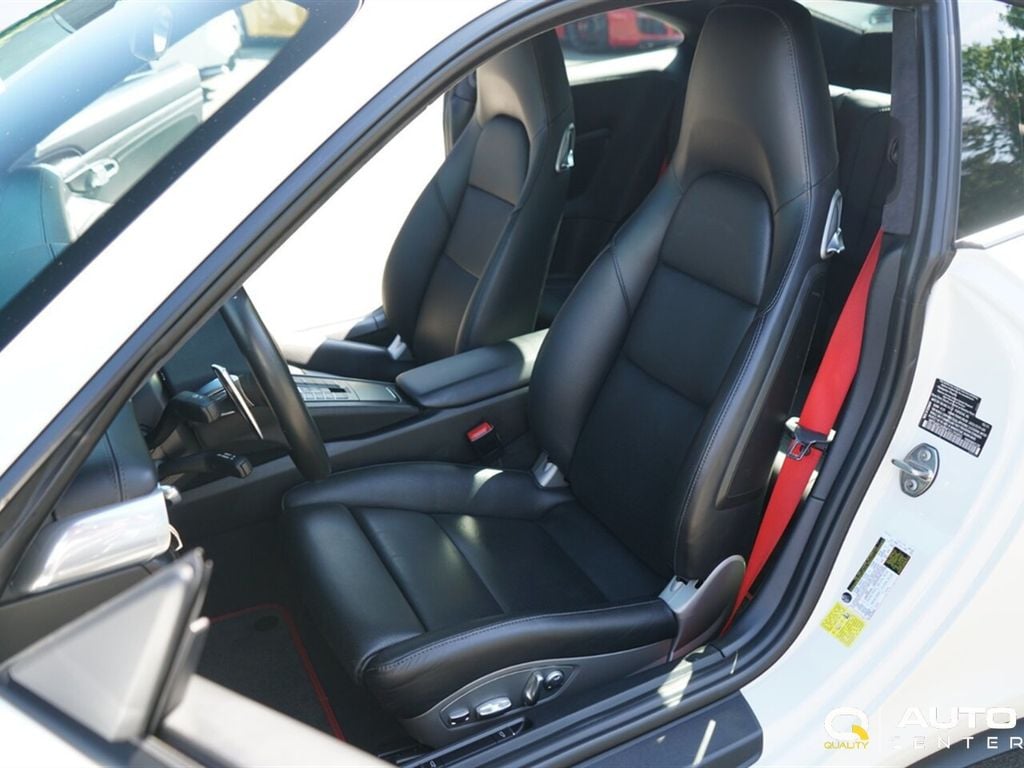 2015 Porsche 911 2dr Coupe Carrera GTS - 22917674 - 27