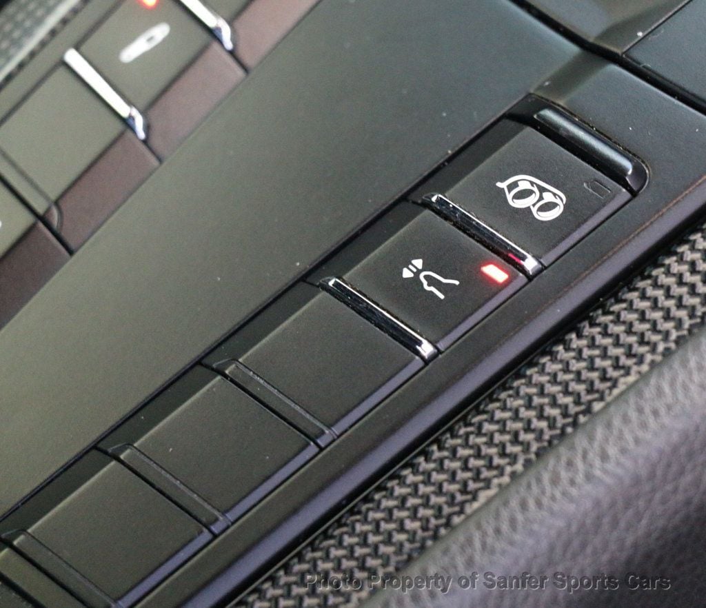 2015 Porsche 911 2dr Coupe GT3 - 22996276 - 34