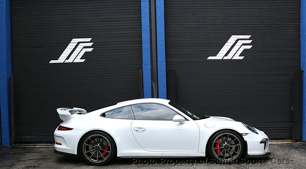 2015 Porsche 911 2dr Coupe GT3 - 23020215 - 0
