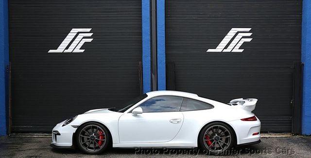 2015 Porsche 911 2dr Coupe GT3 - 23020215 - 1