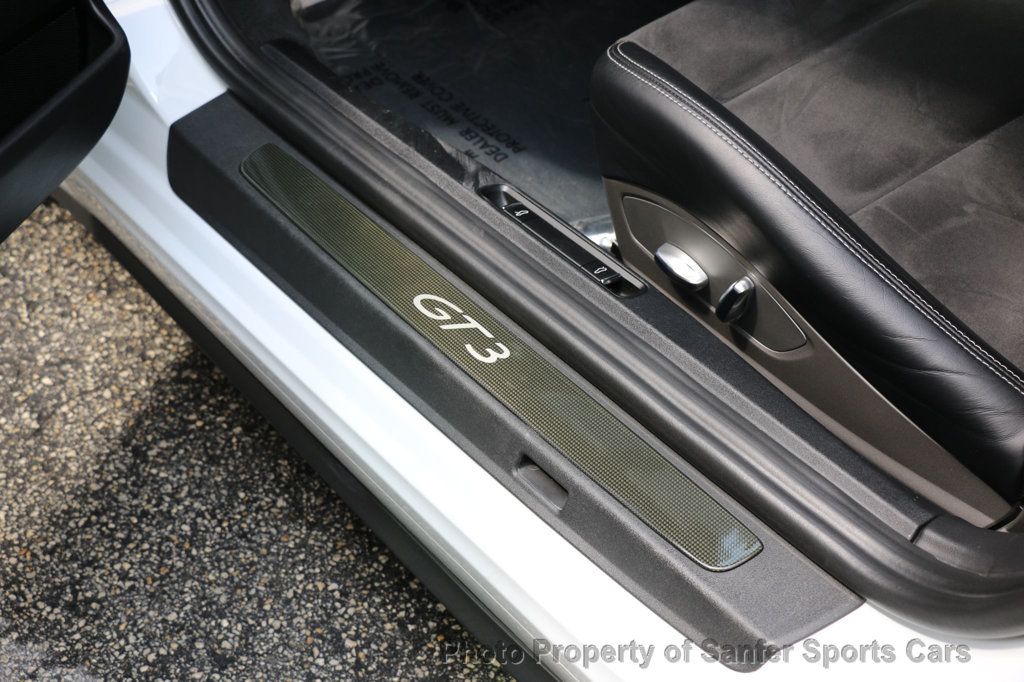 2015 Porsche 911 2dr Coupe GT3 - 23020215 - 28