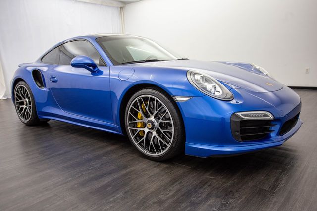 2015 Porsche 911 2dr Coupe Turbo S - 22532260 - 23