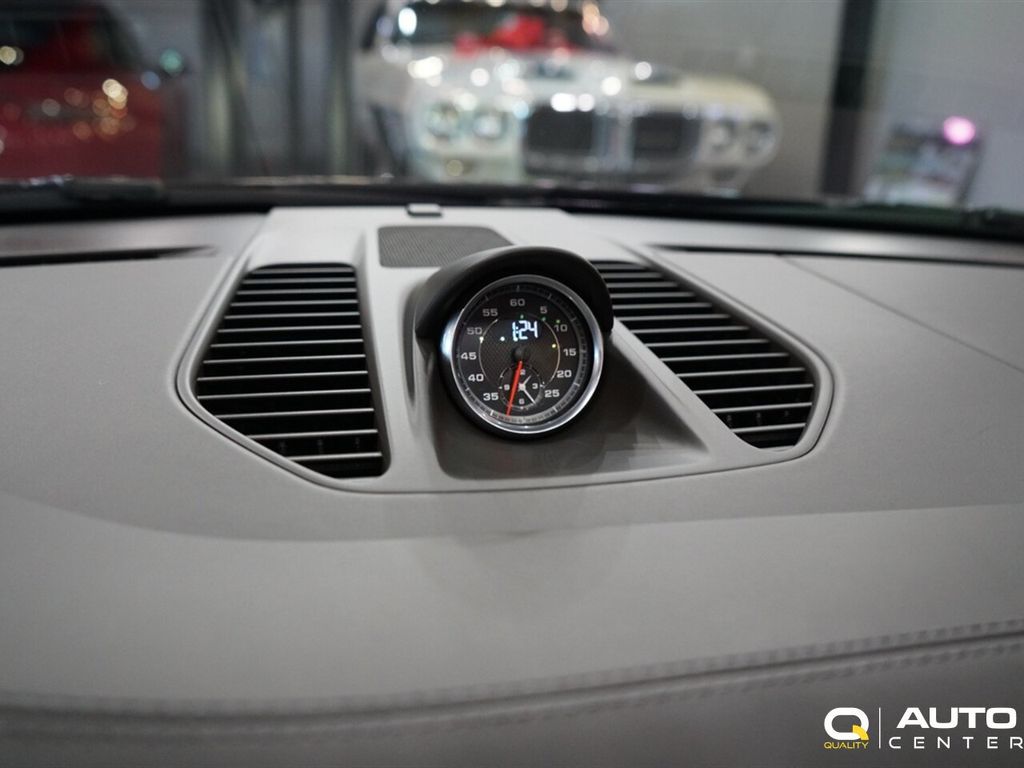 2015 Porsche 911 2dr Targa 4S - 22884850 - 38