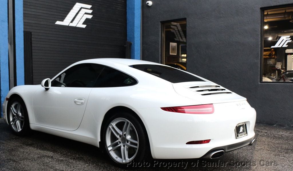 2015 Porsche 911 7 Speed Manual  - 22683561 - 4