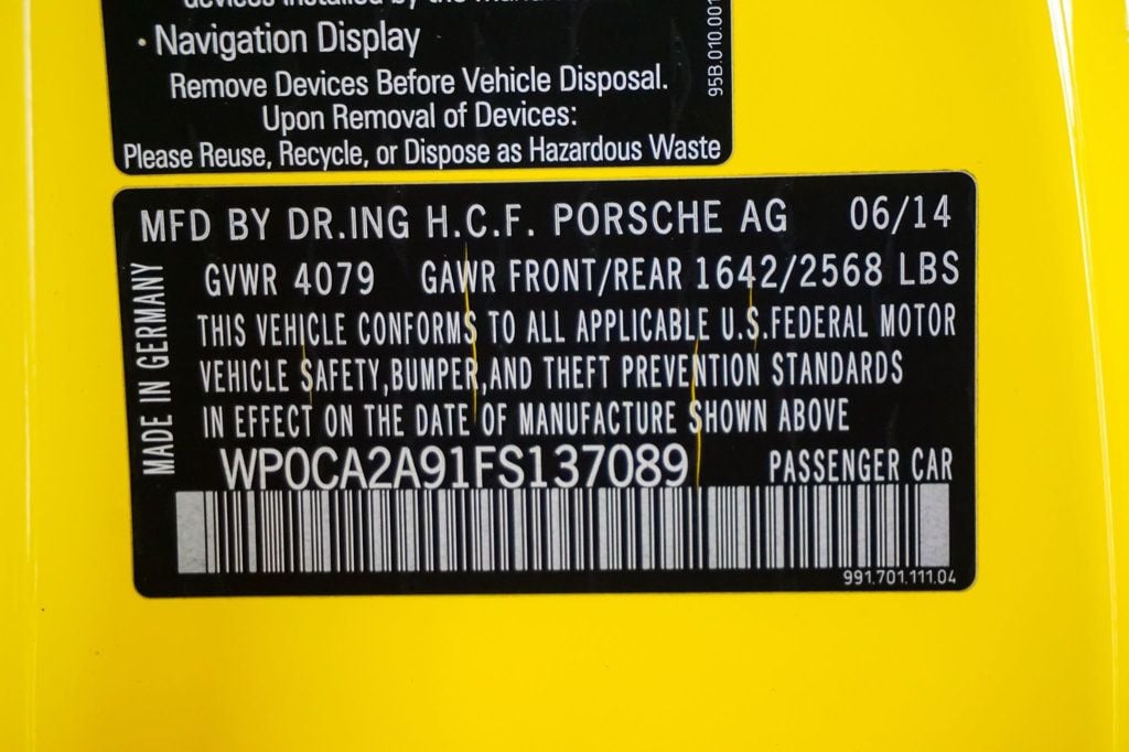 2015 Porsche 911 *7-Speed Manual* *Premium Package +* *PDLS* *Racing Yellow* - 22881440 - 24