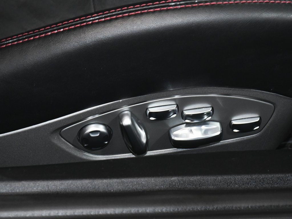 2015 Porsche 911 GT3 Coupe photo 37