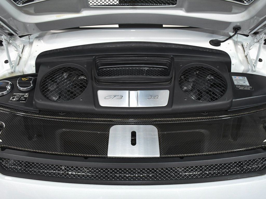 2015 Porsche 911 GT3 Coupe photo 44