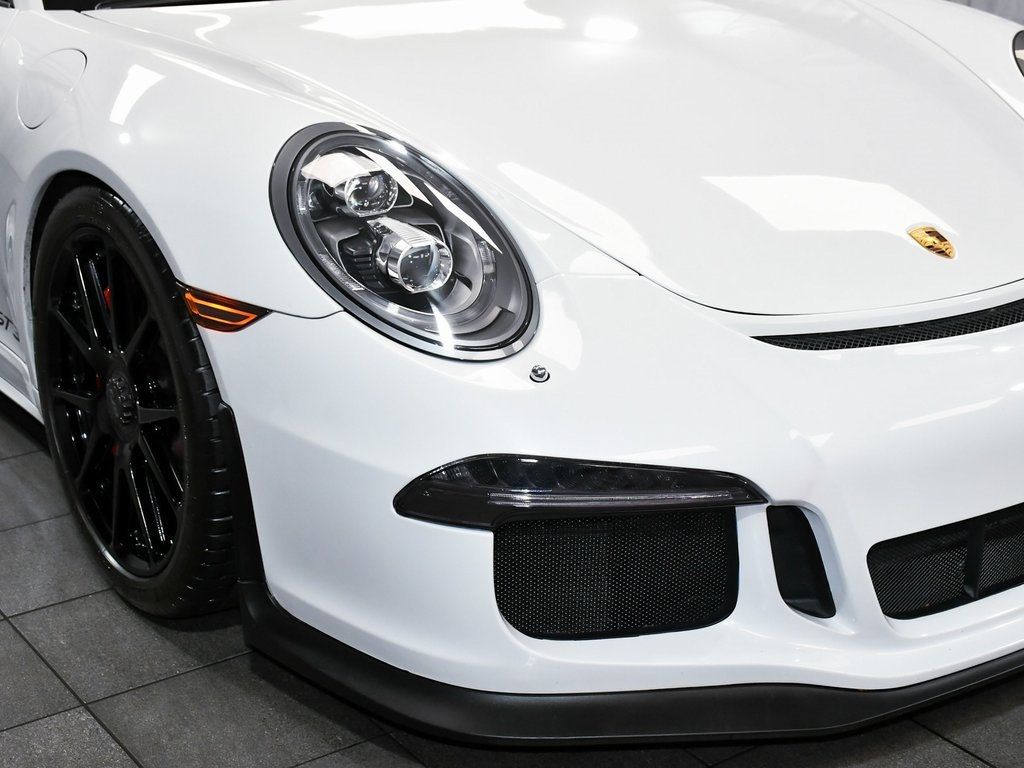 2015 Porsche 911 GT3 Coupe photo 47