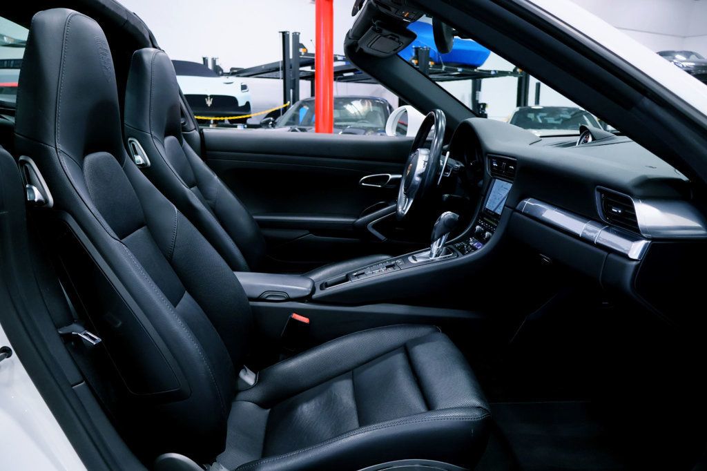 2015 Porsche 911 TARGA 4S CARRERA WHITE...26,490 Miles...As New!  - 22942750 - 23