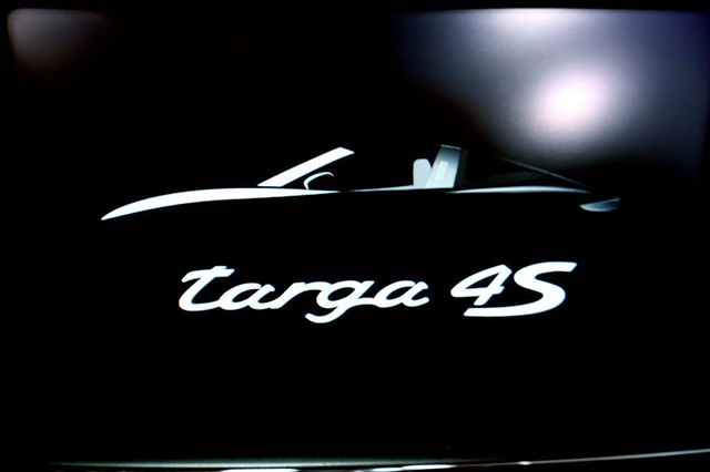 2015 Porsche 911 TARGA 4S CARRERA WHITE...26,490 Miles...As New!  - 22942750 - 34