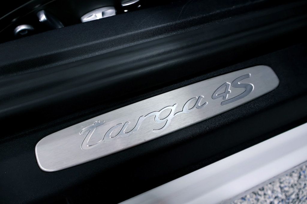 2015 Porsche 911 TARGA 4S CARRERA WHITE...26,490 Miles...As New!  - 22942750 - 36