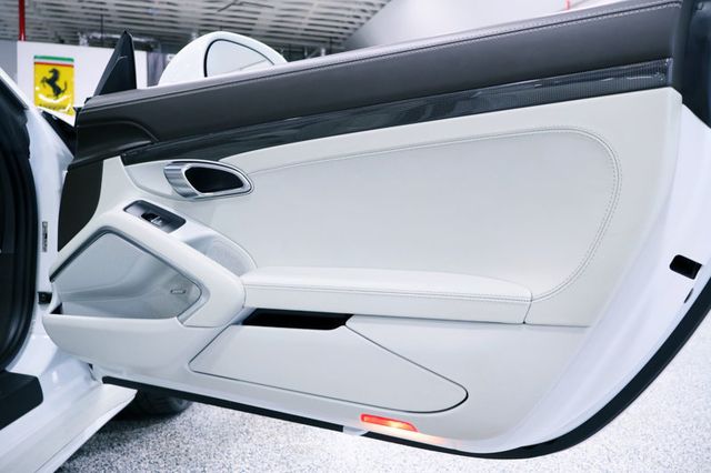 2015 Porsche 911 TARGA 4S WHITE...29,396 Miles...Exceptional  - 22941671 - 27