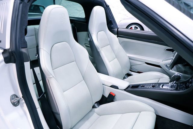 2015 Porsche 911 TARGA 4S WHITE...SORRY SOLD!! - 22941671 - 19