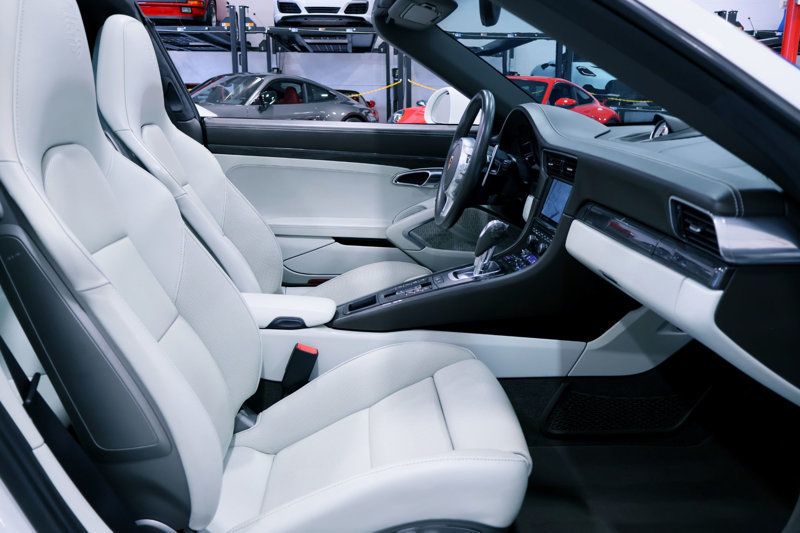 2015 Porsche 911 TARGA 4S WHITE...SORRY SOLD!! - 22941671 - 20
