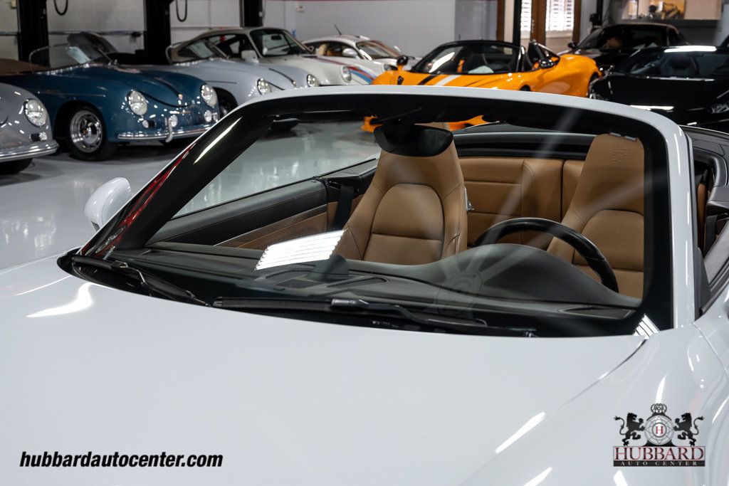 2015 Porsche 911 Turbo  - 22935265 - 38