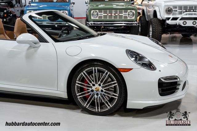 2015 Porsche 911 Turbo  - 22935265 - 39