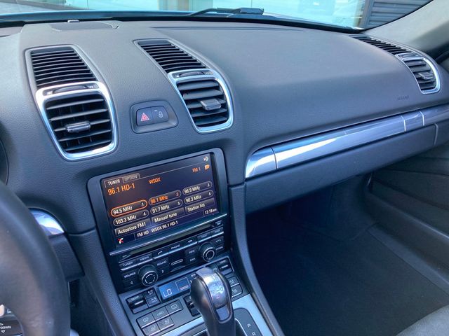 2015 Porsche Boxster 2dr Roadster - 22943758 - 9