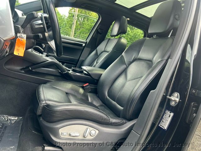 2015 Porsche Cayenne Premium Plus, Infotainment, Pano, 19-inch Cayenne Turbo Rims  - 23032695 - 26