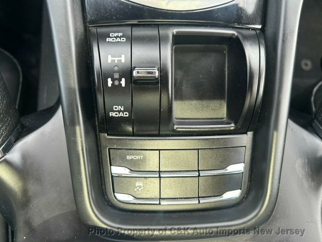 2015 Porsche Cayenne Premium Plus, Infotainment, Pano, 19-inch Cayenne Turbo Rims  - 23032695 - 50