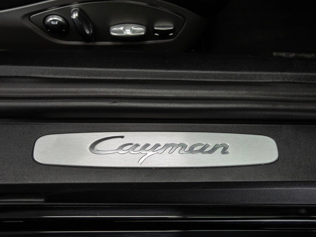 2015 Porsche Cayman photo 24