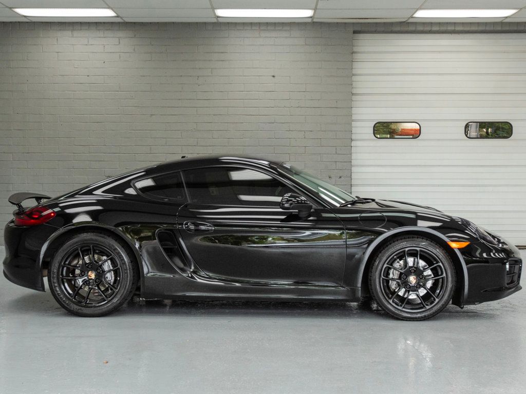 2015 Porsche Cayman photo 3