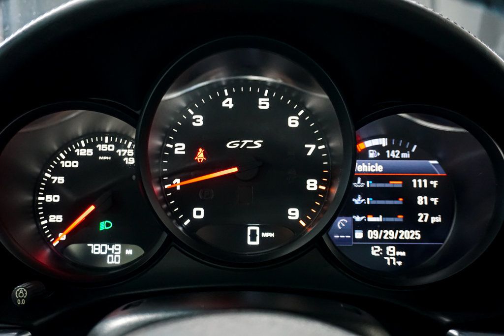 2015 Porsche Cayman *Cayman GTS* *6-Speed Manual*  - 22921608 - 18