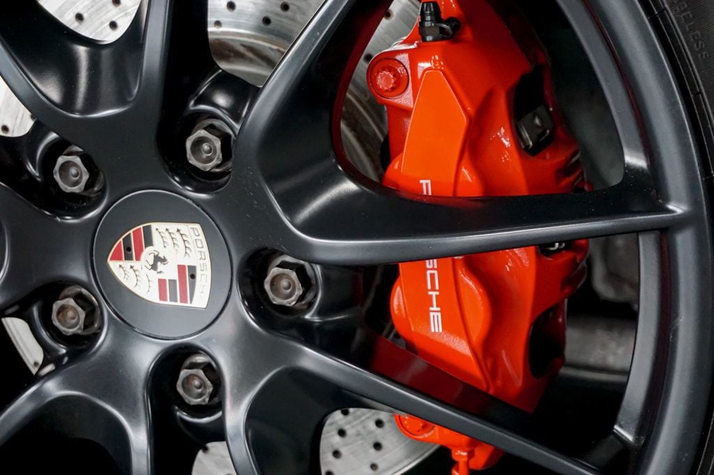 2015 Porsche Cayman *Cayman GTS* *6-Speed Manual*  - 22921608 - 34